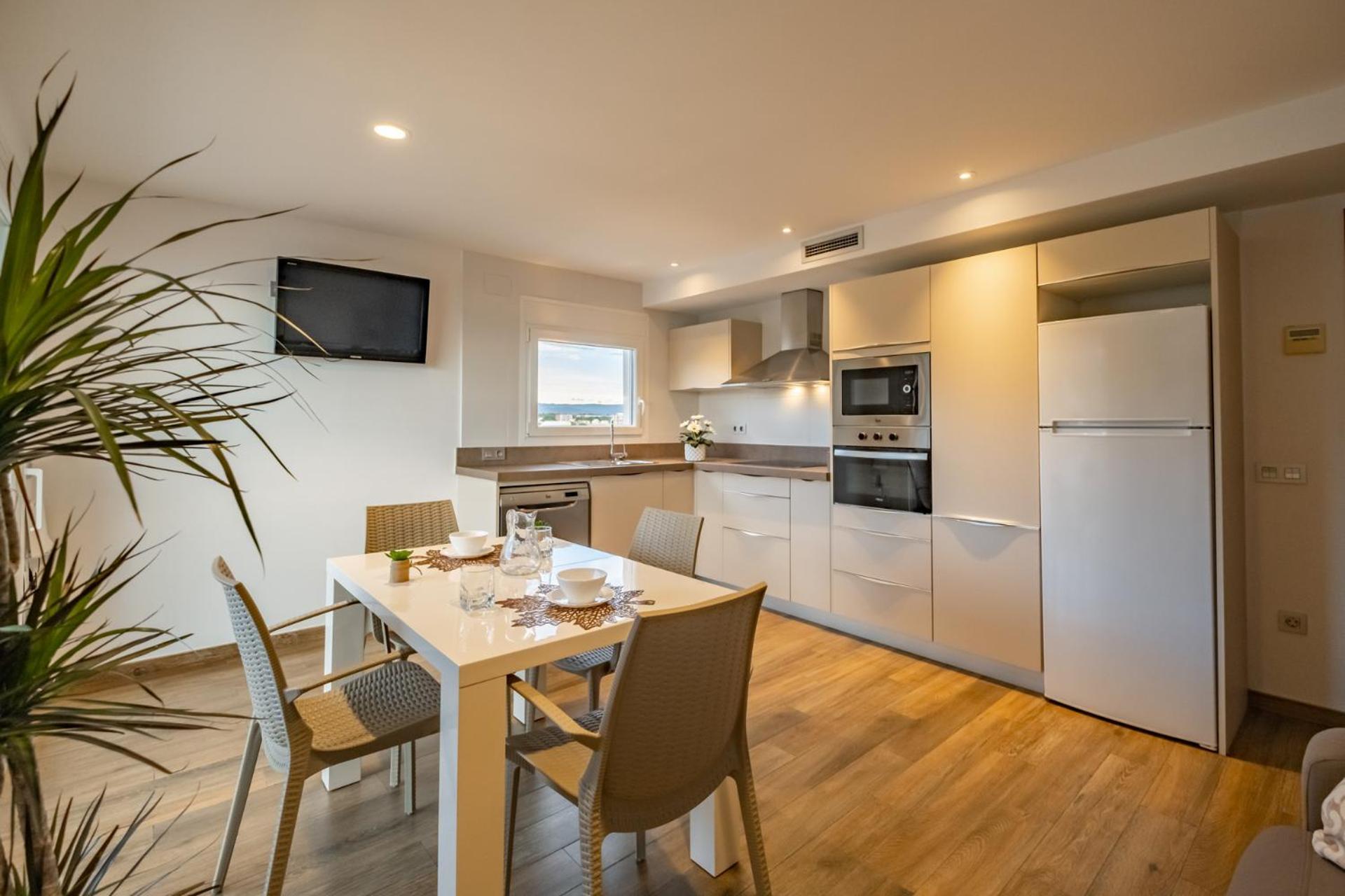 Apartamento Con Terraza, Vistas Playa Y Montana L'L'Hospitalet de l'Infant Eksteriør billede
