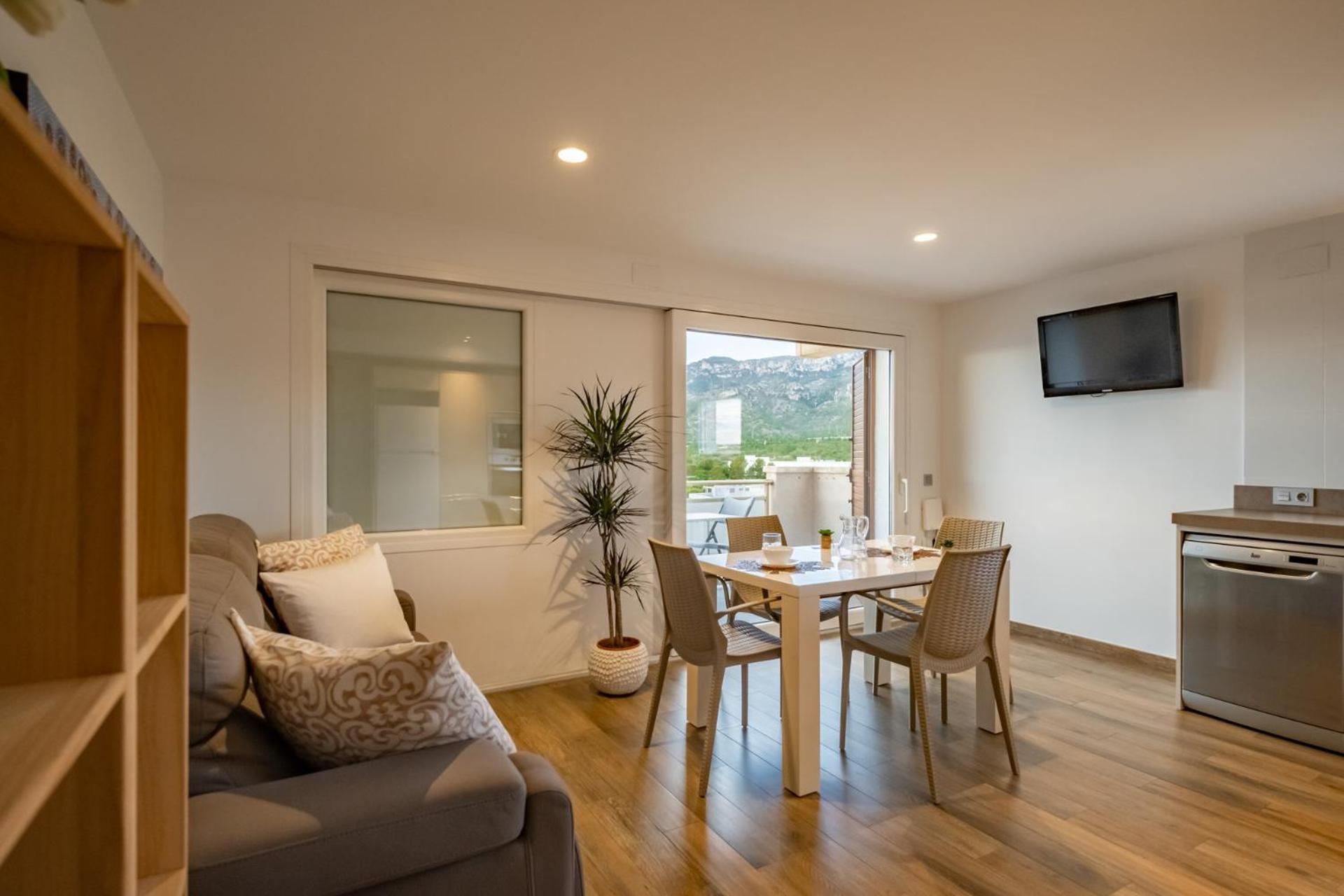 Apartamento Con Terraza, Vistas Playa Y Montana L'L'Hospitalet de l'Infant Eksteriør billede